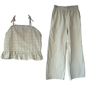 Paisley lane Green and White Gingham Ruffle Top size:8